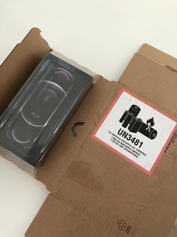 iPhone 12 Pro Max box